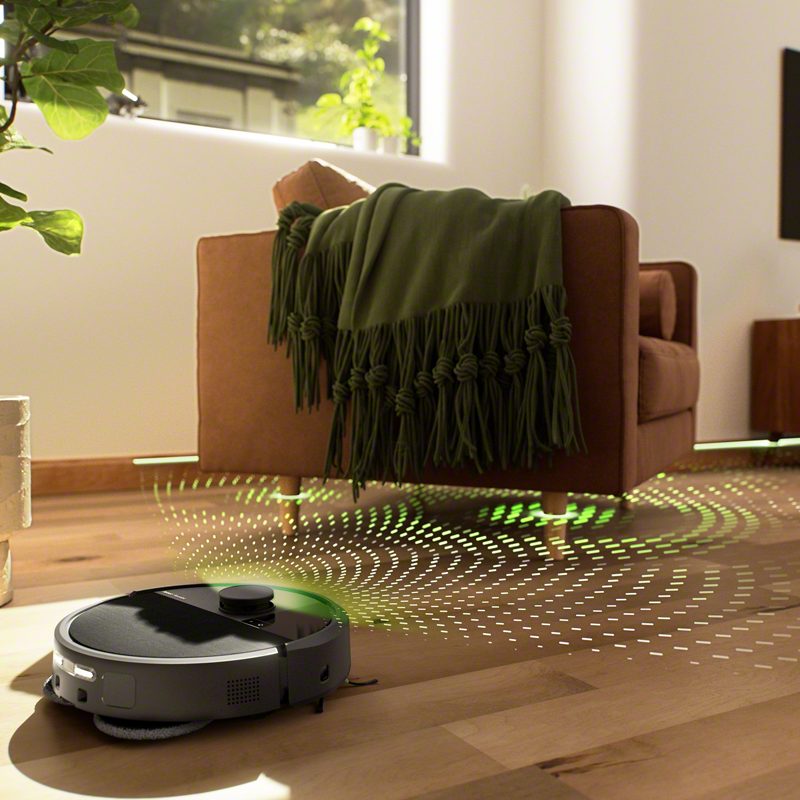 Roomba Plus 505 Combo top view showing the recessed ClearView Pro LiDAR sensor